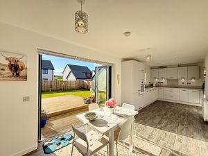 Photo 12- click for photo gallery